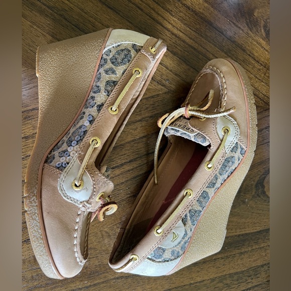 SperryTopsider Angelfish Tan Leopard Sequin Wedge Size 8  Preppy Nautical - Picture 5 of 10